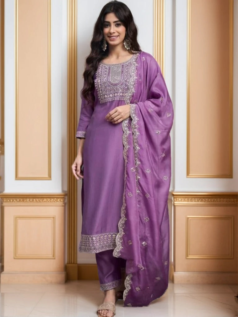 Mauve Lavender Zari Embroidered Kurta Set | Scalloped Silk Dupatta