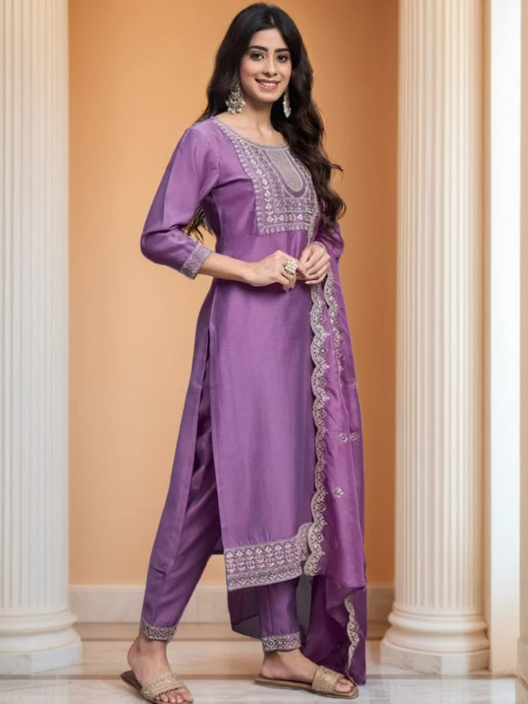 Mauve Lavender Zari Embroidered Kurta Set | Scalloped Silk Dupatta