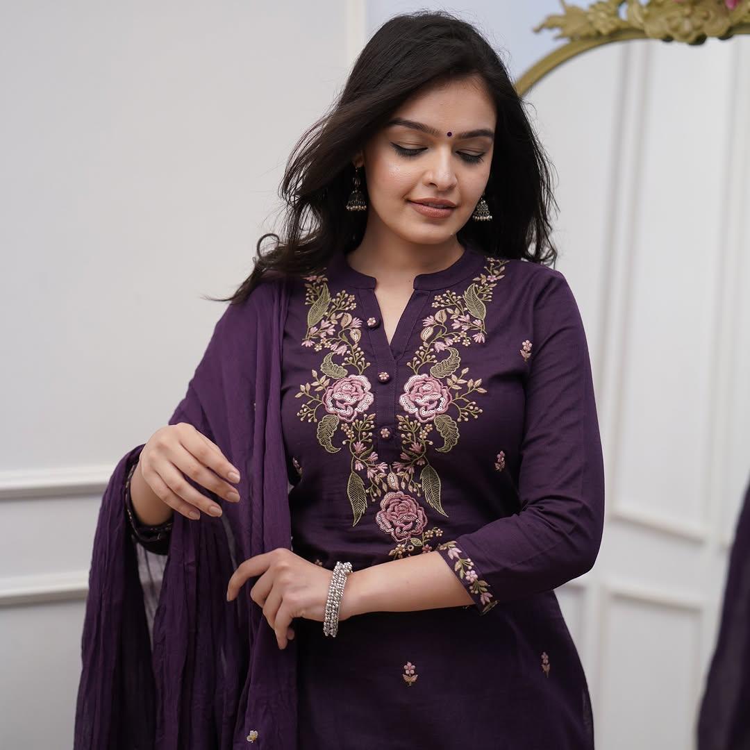 Royal Wine Embroidered Cotton Silk Kurta Set with Chiffon Dupatta