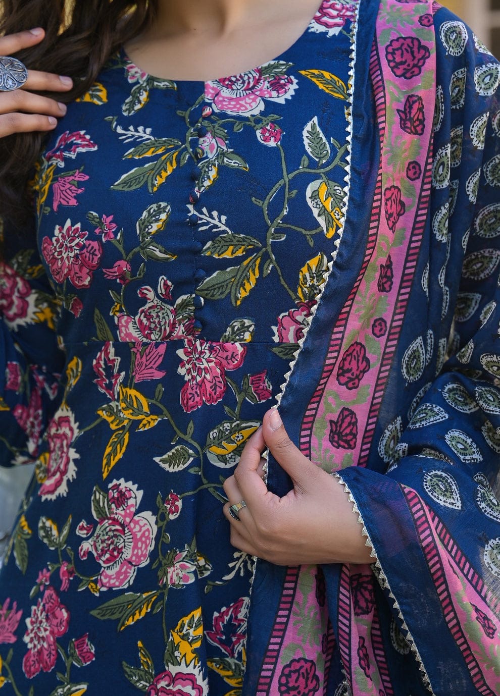 Women's Blue Embroidered Straight Suit Set with Trousers